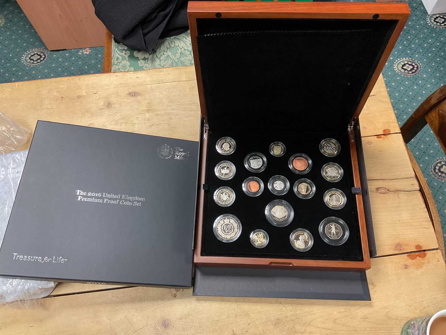 G.B. - Royal Mint Premium proof sixteen coin set 2016 (N.B. Cased with Certificate of Authenticity)