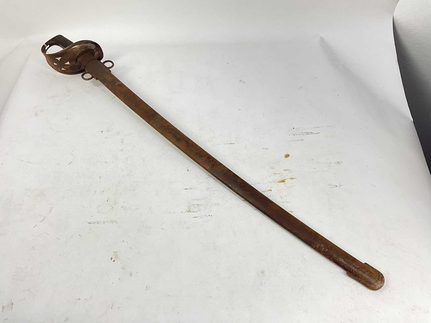 Victorian 1885 Pattern Cavalry trooper's sword with scabbard - Image 4 of 7