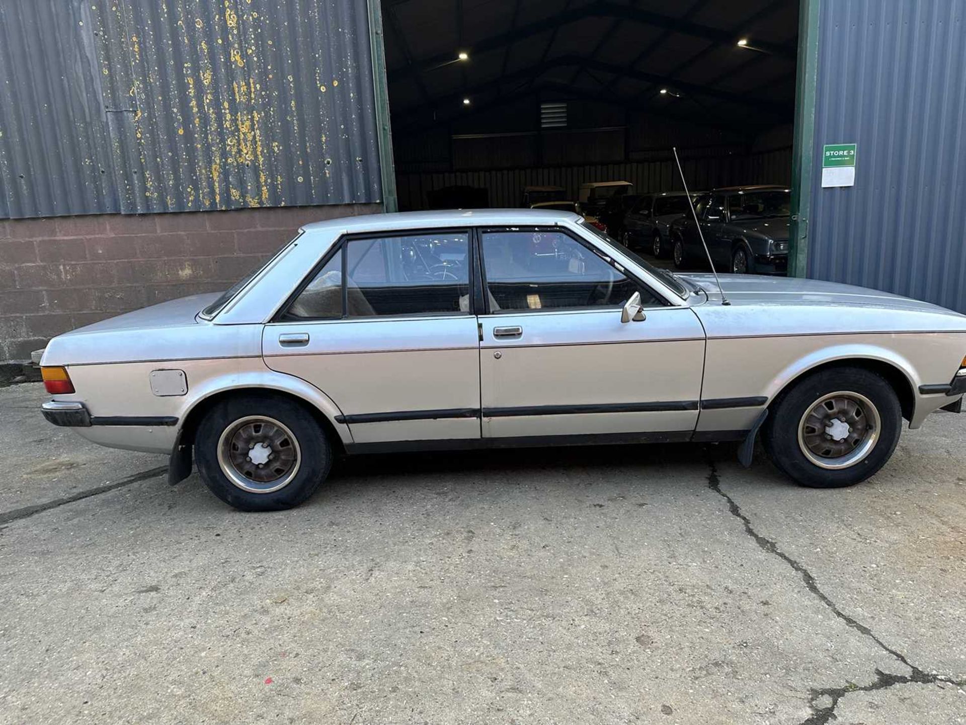 1979 Ford Granada MKII 2.0L 4 door saloon, reg. no. YTC 315V - Image 5 of 18