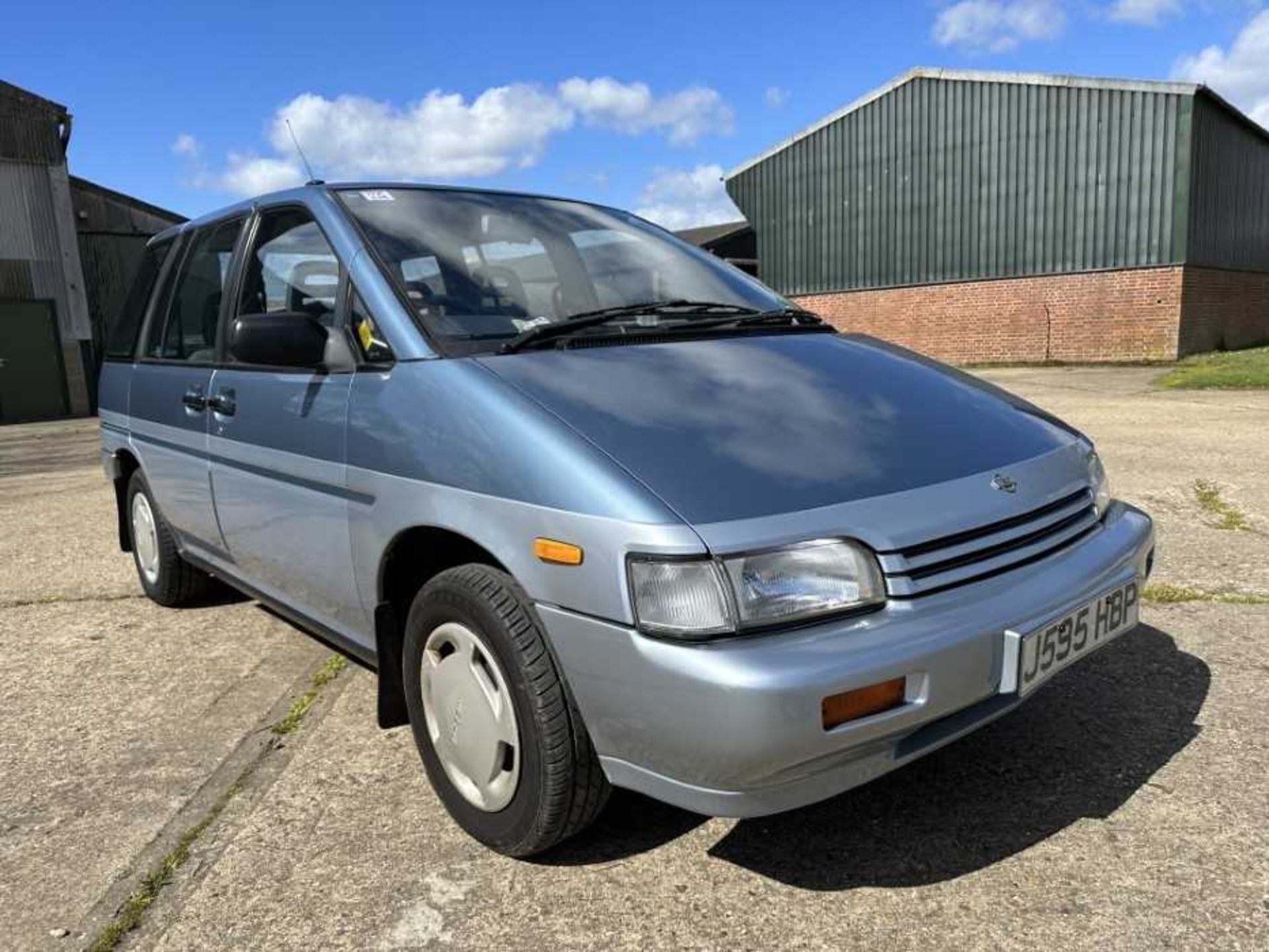 1991 Nissan Prairie 2.0 SLX Auto Estate, reg. no. J595 HBP - Image 13 of 20