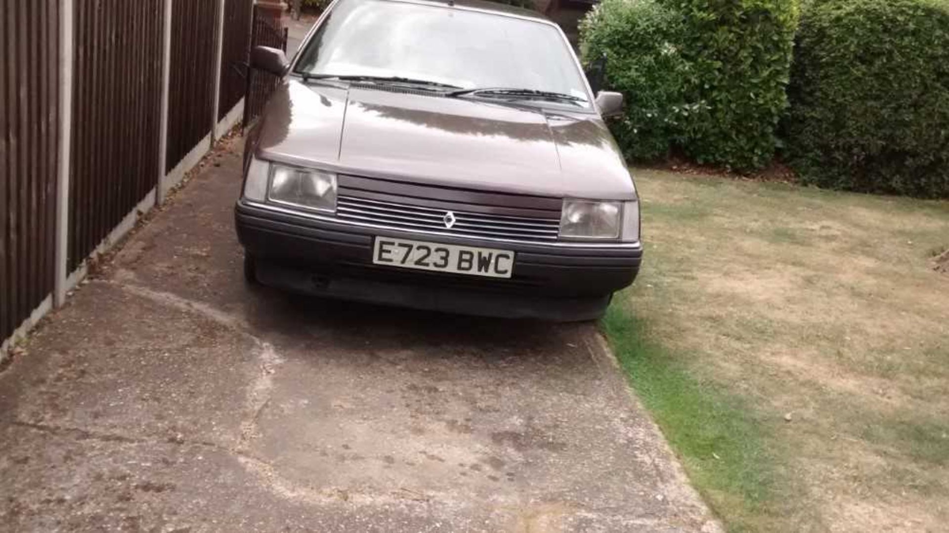 1987 Renault 25 Monaco, 1995cc, reg. no. E723 BWC - Image 20 of 24