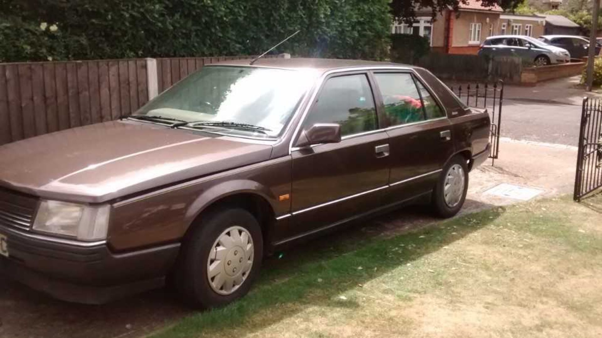 1987 Renault 25 Monaco, 1995cc, reg. no. E723 BWC - Image 13 of 24