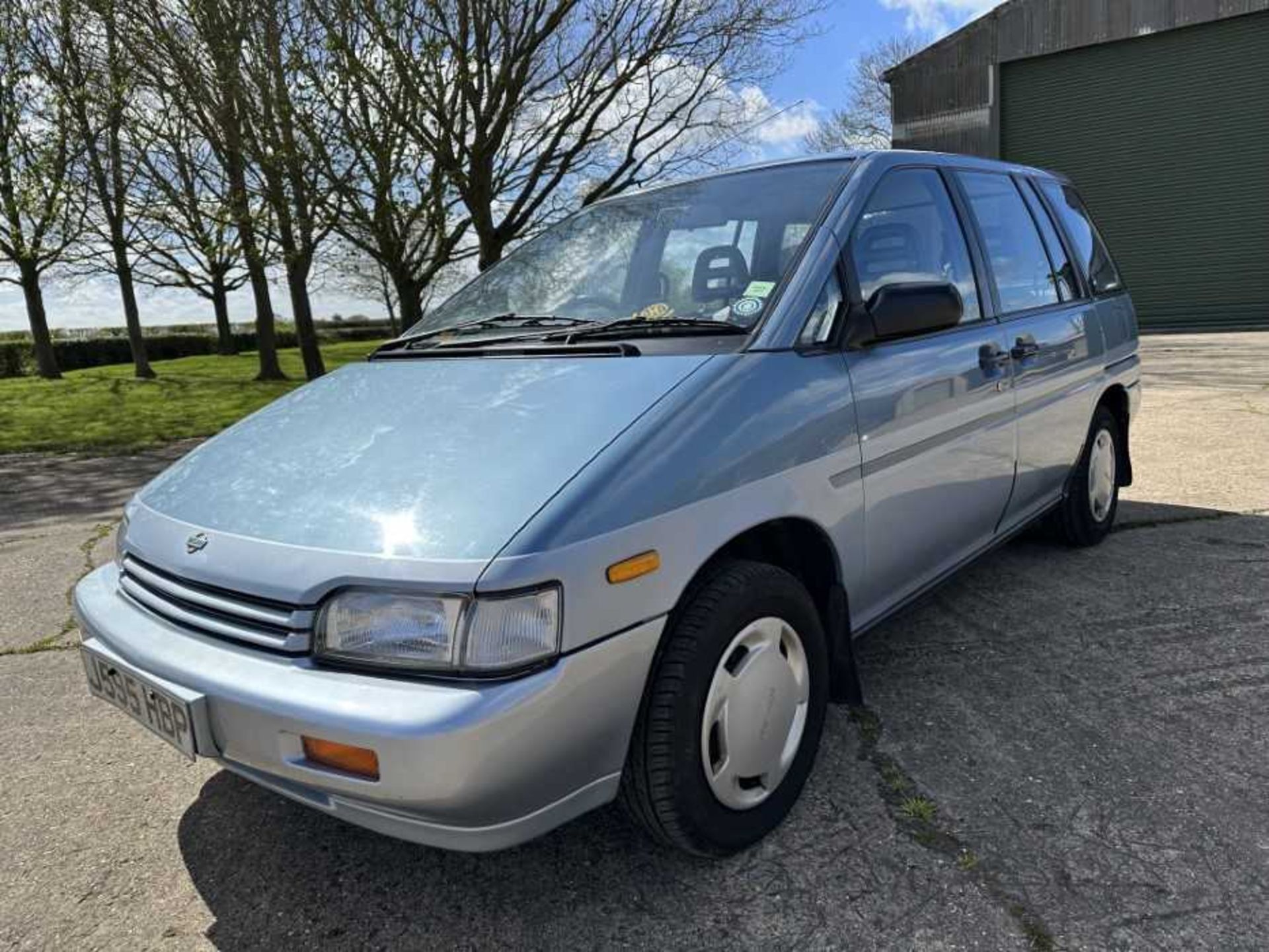 1991 Nissan Prairie 2.0 SLX Auto Estate, reg. no. J595 HBP