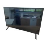 32" Qled Samsung TV with remote control, Instructions and box