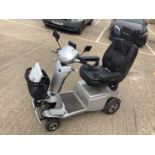 Quingo Toura 2 mobility scooter with charger