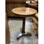 Victorian rosewood wine table with circular top in turned column and trefoil base, 49cm diameter, 70