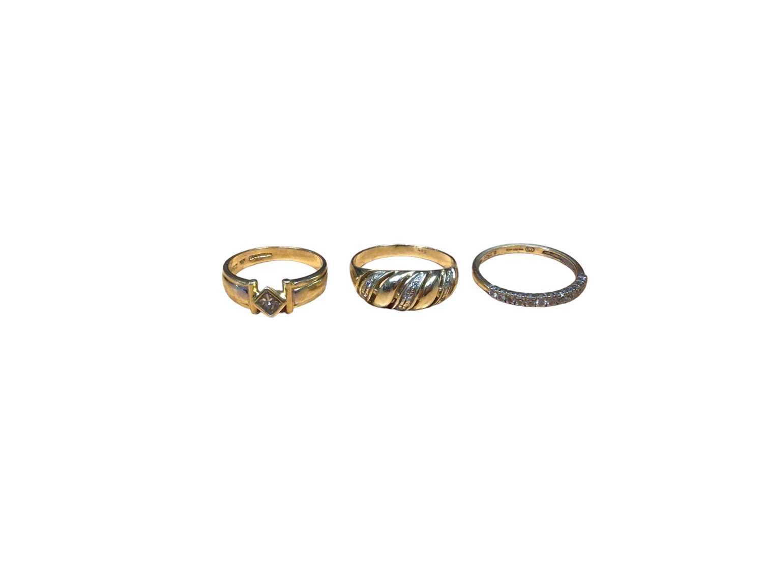 18ct gold diamond single stone ring, diamond set gold ring (stamped 585) and 9ct gold diamond set ha