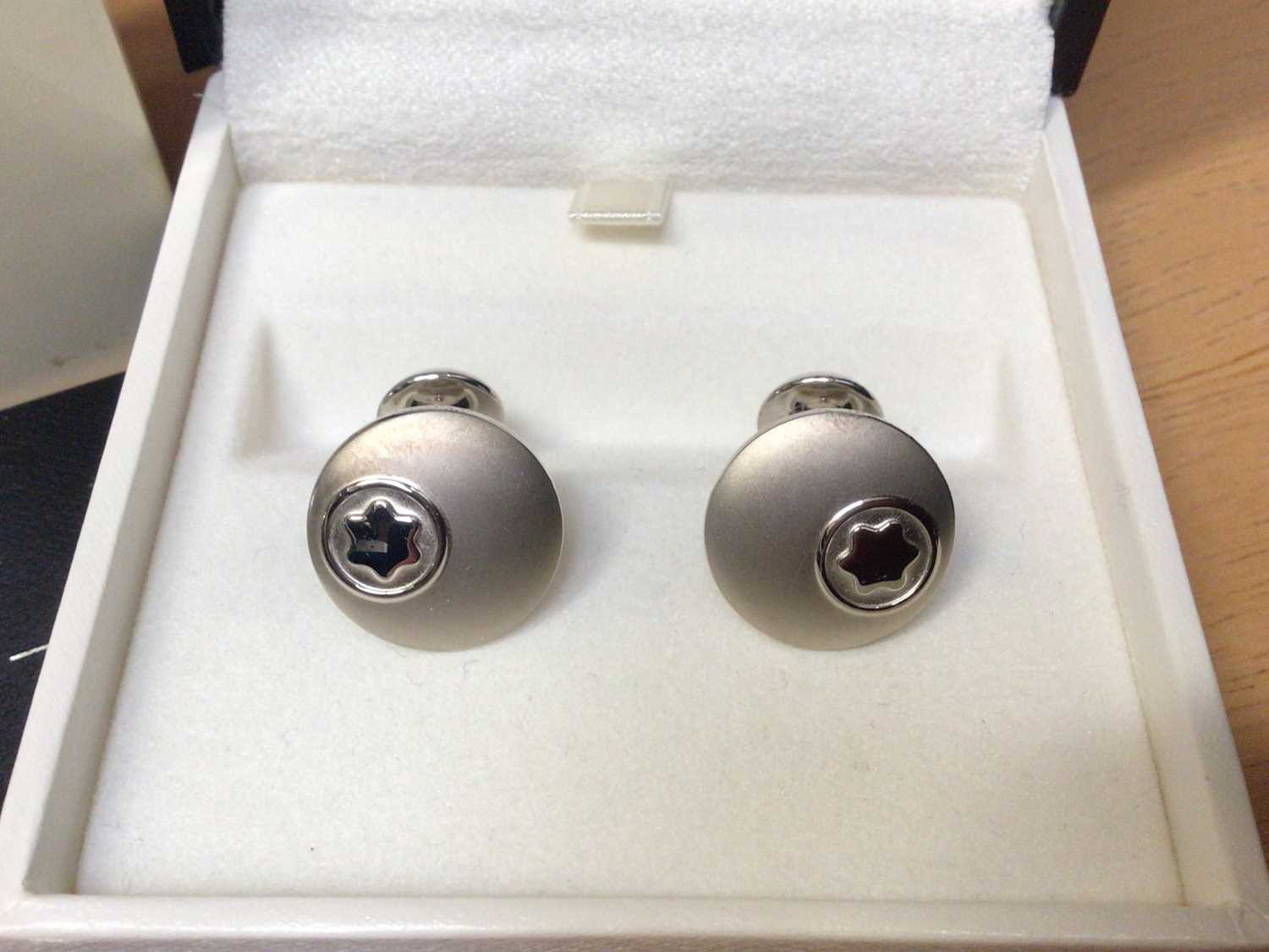 Pair of silver Mount Blanc cufflinks, in box - Image 3 of 4