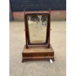 George III mahogany toiletry mirror with three drawers to plateau base