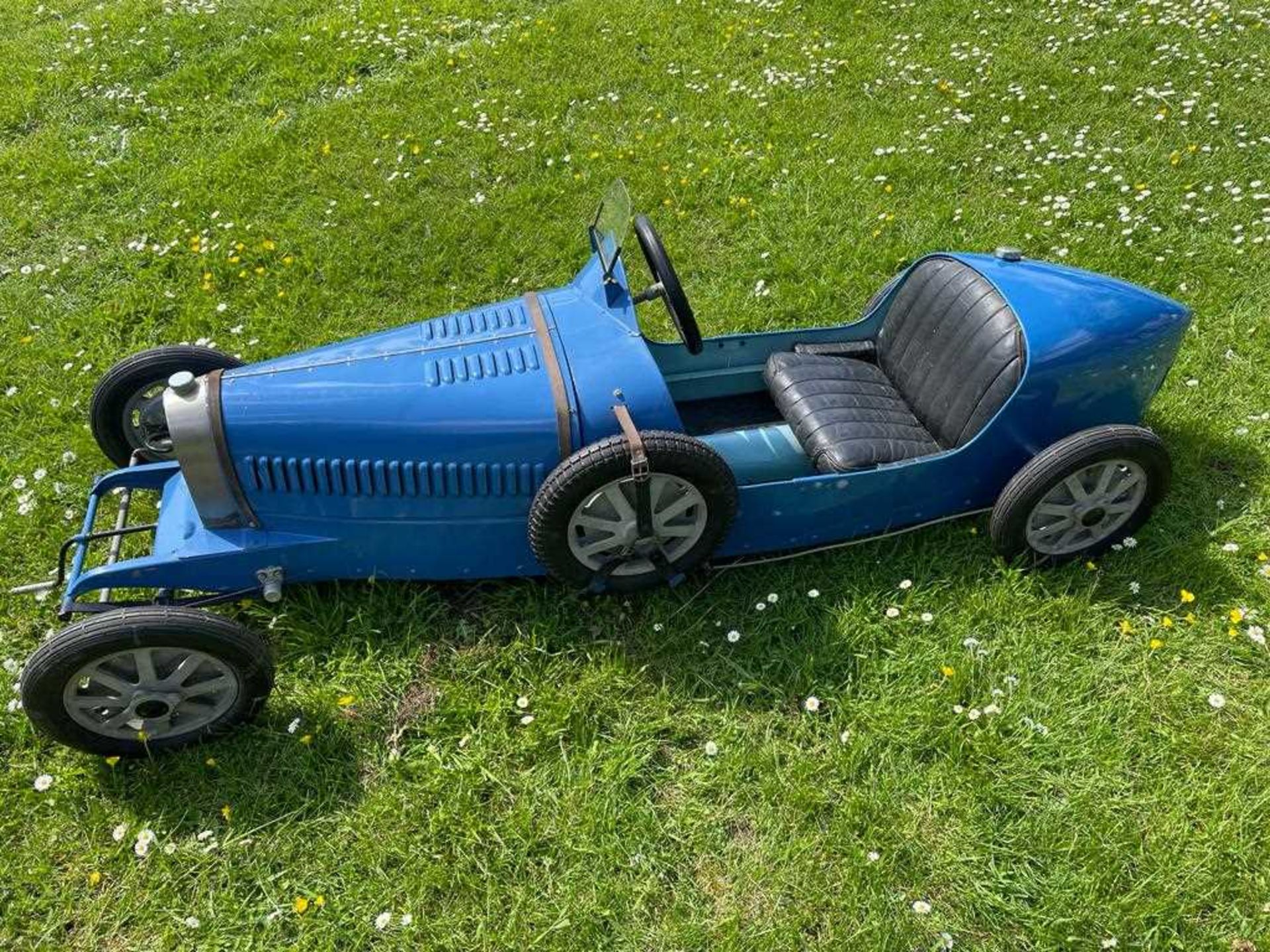 Scarce child's electric powered Bugatti Type 52 Replica Racing Car - Image 6 of 36