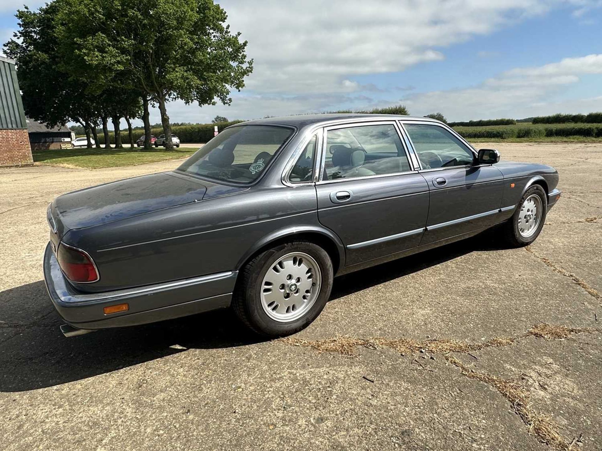 1995 Jaguar XJ 4.0 Sovereign Auto, 4 Door Saloon - Image 8 of 23