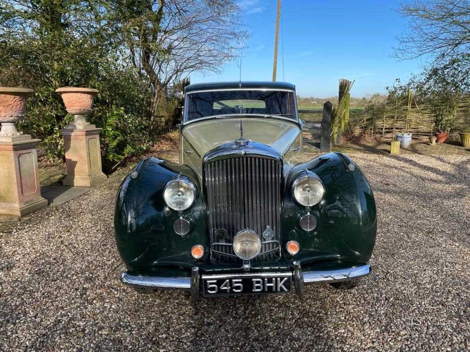 1952 Bentley Mk VI Sports Saloon by H.J.Mulliner - Image 3 of 17