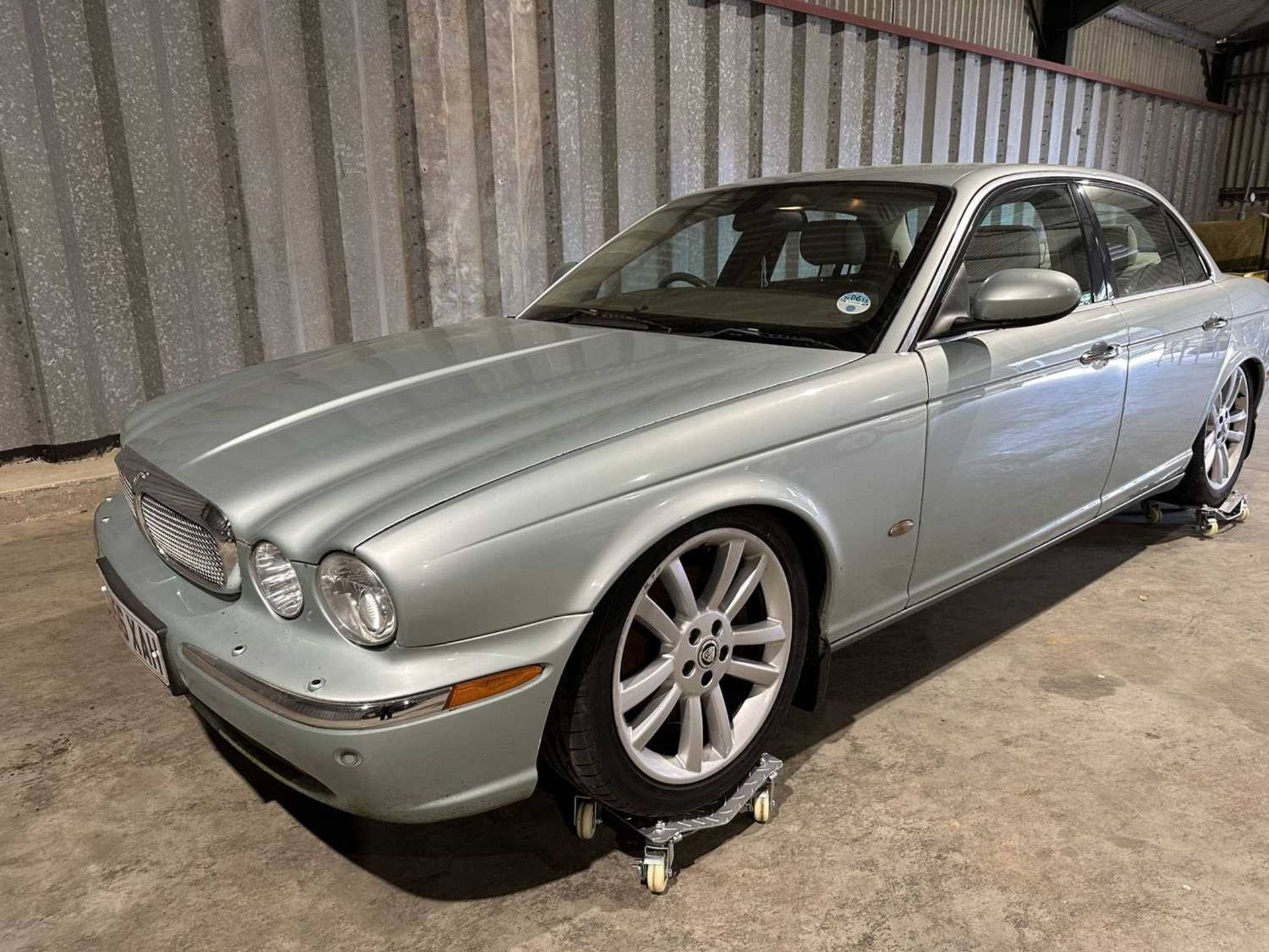 2006 Jaguar XJ8 V8 Sovereign Auto, 4 Door Saloon