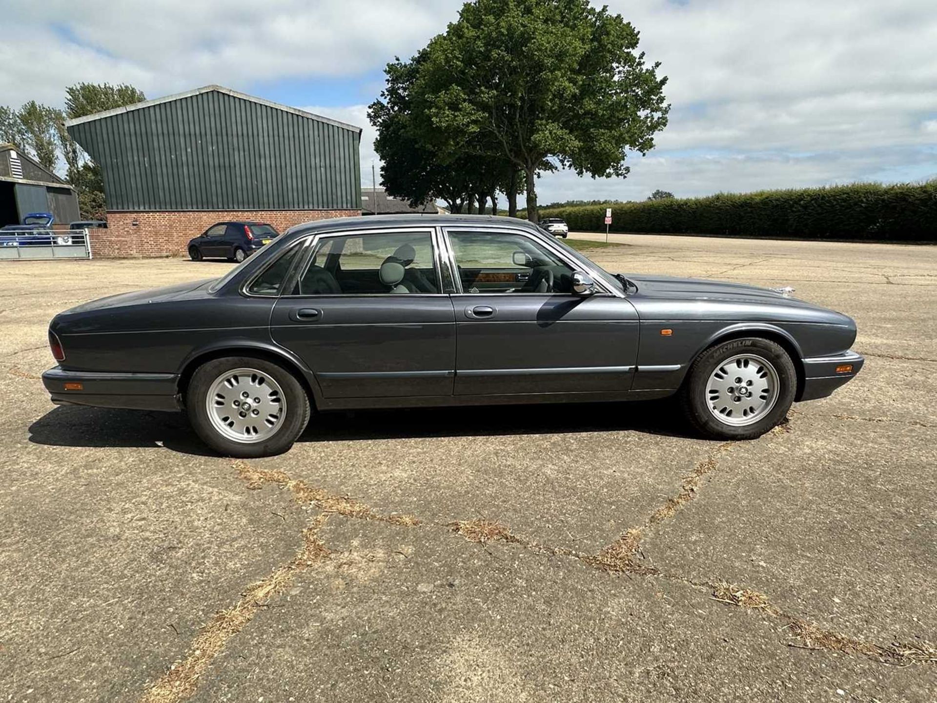 1995 Jaguar XJ 4.0 Sovereign Auto, 4 Door Saloon - Image 9 of 23