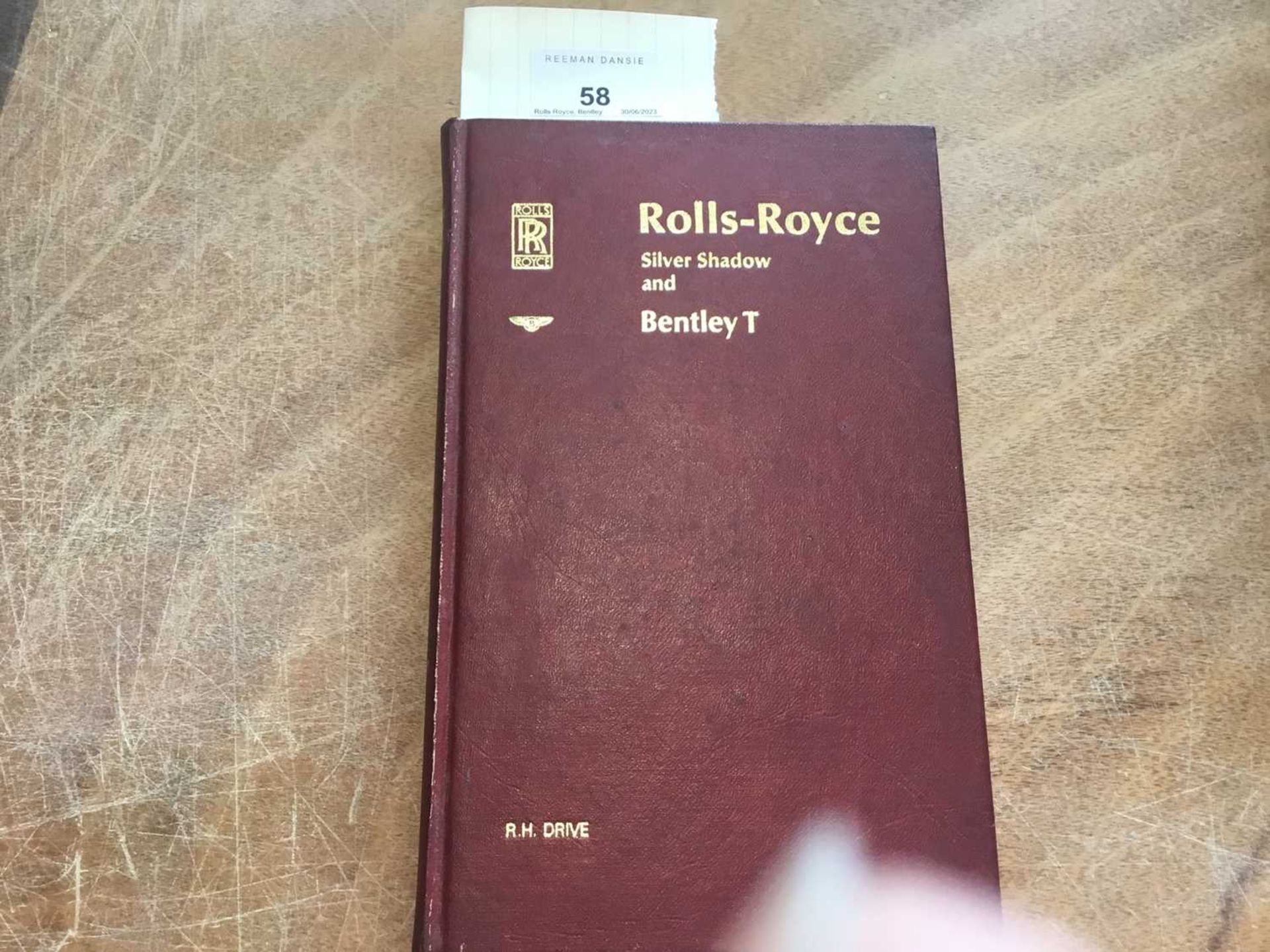 Rolls-Royce Silver Shadow and Bentley T Right Hand Drive handbook, 1968