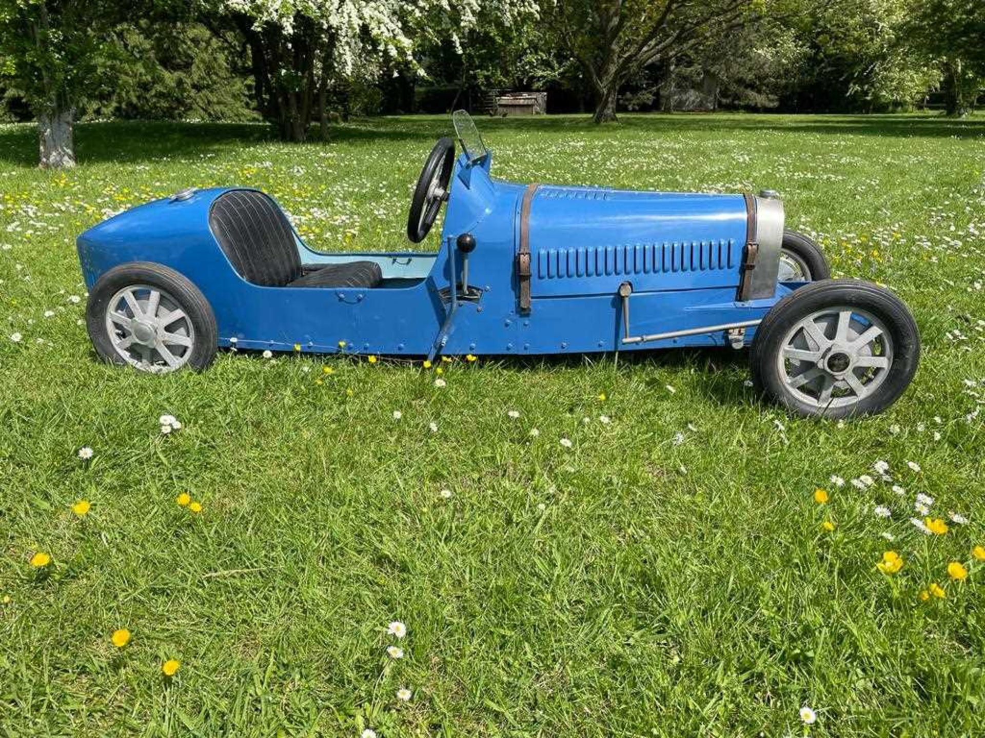 Scarce child's electric powered Bugatti Type 52 Replica Racing Car - Image 5 of 36