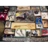 Group of vintage costume jewellery including various bead necklaces, brooches, agate bracelet, paste