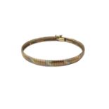 18ct tri-colour gold bracelet, 19cm long