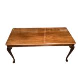 Good quality mahogany rectangular coffee table on carved and cabriole legs, 114cm x 52cm