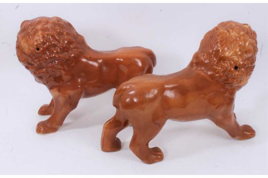 Two pairs of Victorian Staffordshire pottery lions - Image 4 of 7