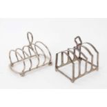 Late Victorian silver four division wire toast rack, on four bun feet (London 1898) Hukin & Heath,