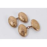 Pair of Victorian 9ct gold cufflinks with engraved floral decoration, Birmingham 1896.