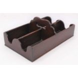 George III mahogany bottle carrier, with integral central pierced carrying handle, 42cm long