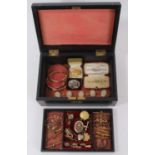 A Victorian jewellery box containing a good group of Victorian and Edwardian jewellery to include th