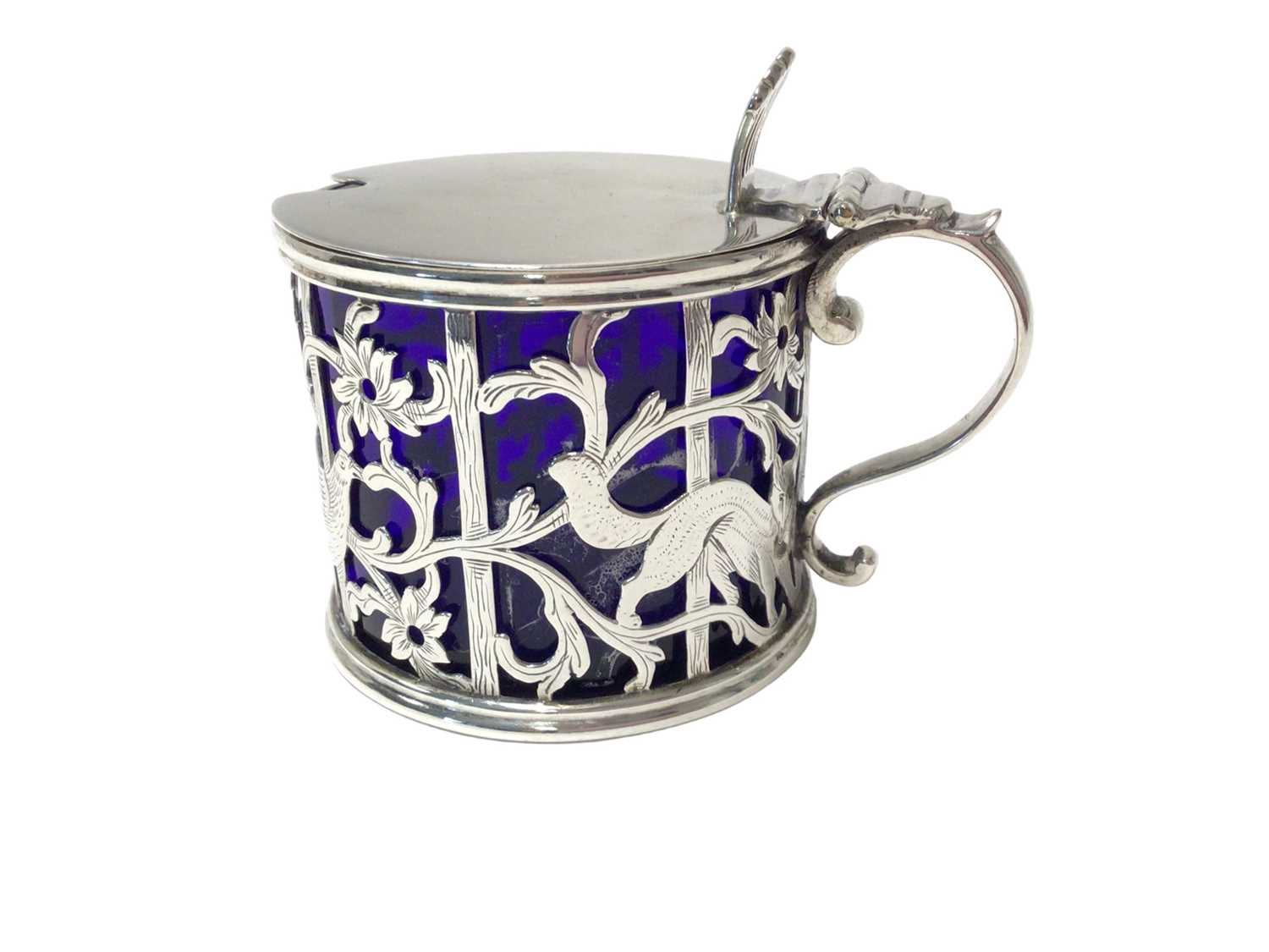 George III silver mustard pot with bird and animal decoration - Image 3 of 6