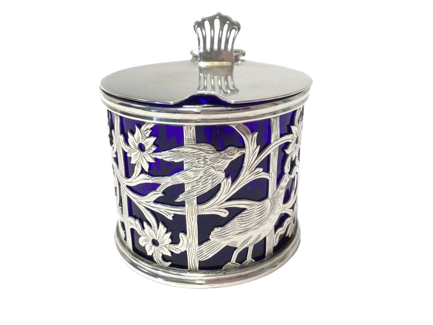 George III silver mustard pot with bird and animal decoration - Image 2 of 6