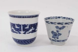 Two Chinese blue and white porcelain wine cups