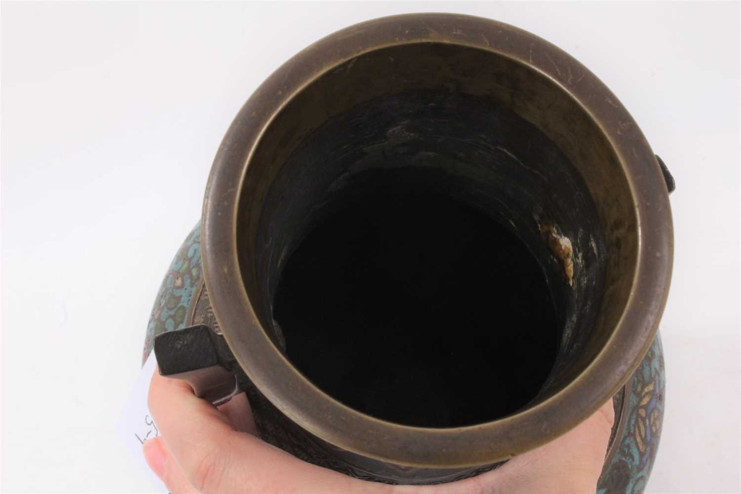 Antique Chinese cloisonné enamel bronze vase - Image 6 of 6