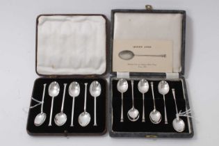 Two cased sets of teaspoons, Sheffield 1931 and Sheffield 1959