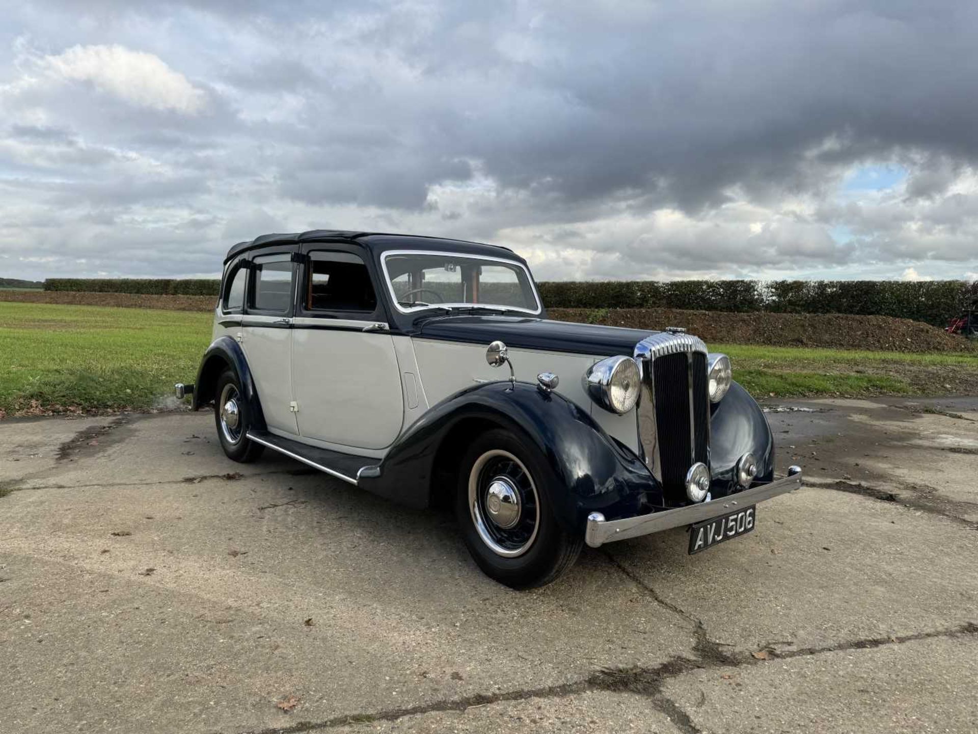 1938 Daimler DB17 Salmons Tickford Four Door Cabriolet - Image 18 of 27