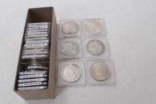 World - Mixed South African silver Crowns & other issues (28 coins)