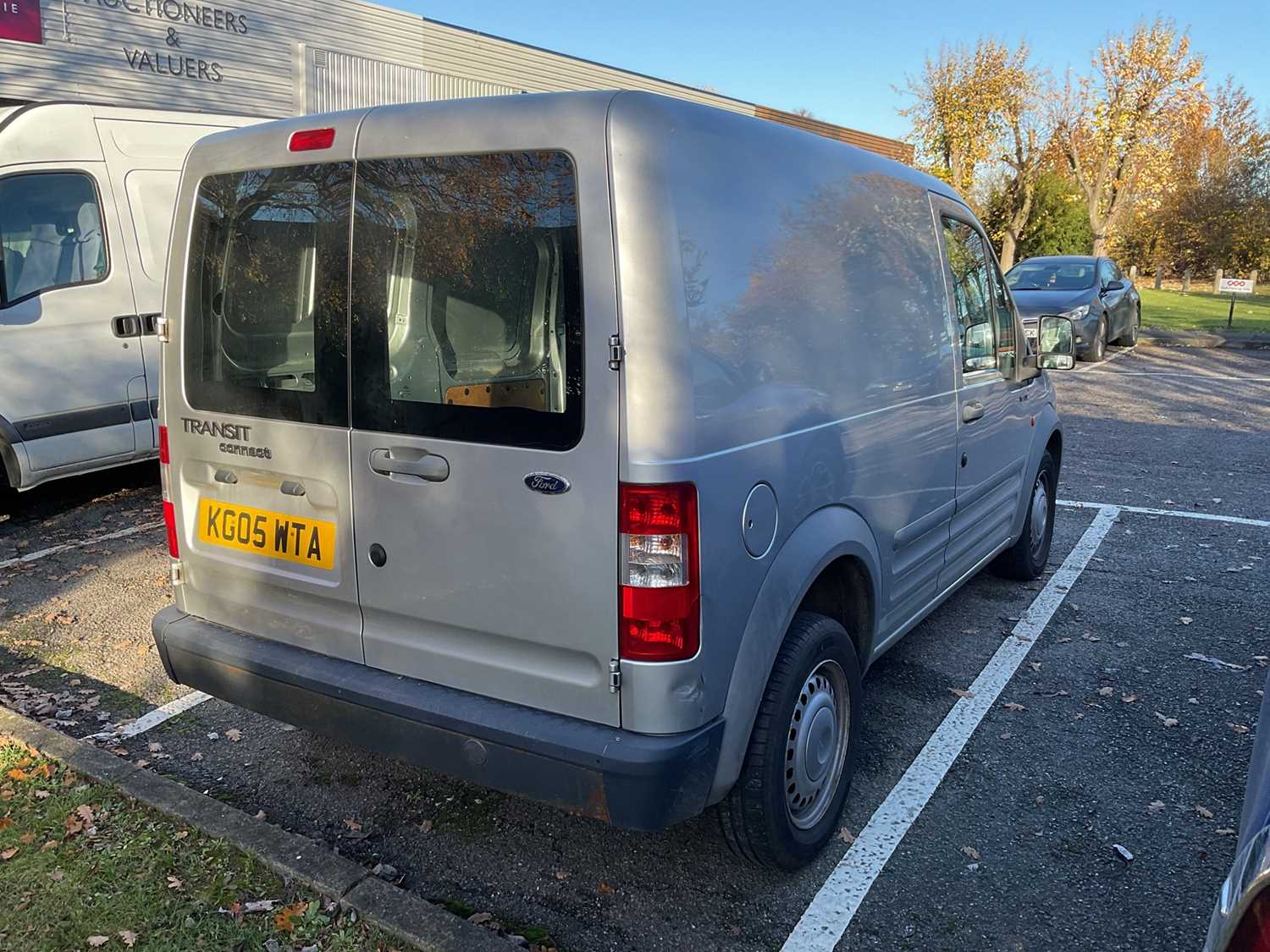 2005 Ford Transit Connect 220 SWB TDCi 90ps diesel, finished in silver, MOT until 29th March 2024. R - Image 4 of 9