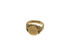 18ct gold signet ring