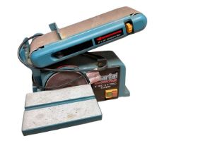 Clarke woodworker 4” belt & 6” disc sander