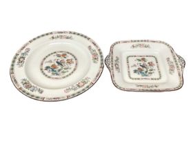 Group of Wedgwood Kutani Crane tea and dinner ware, including 8 dinner plates, 6 dessert bowls, thre