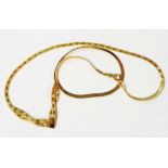 A 375 (9ct.) gold flat-weave necklace with heart motif