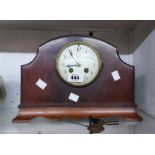 An early 20th Century mahogany cased mantel clock with French eight day gong striking movement a/f