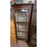 A 62cm Edwardian mahogany corner display cabinet with shelves enclosed by a beaded glazed panel