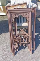 Four antique cast iron fire inserts in the Gothic style - various condition