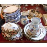 A small quantity of assorted ceramic items including Mason's Ironstone, Royal Worcester, etc.