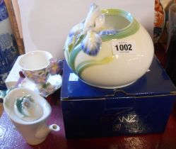 A boxed Franz porcelain jug with decorative kingfisher - sold with two other Franz porcelain items