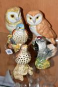 FIVE BESWICK BIRDS, comprising a First Version Barn Owl model no 1046A having split tail feathers (