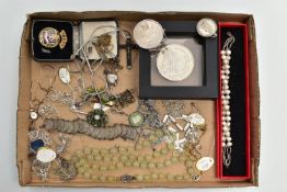 A BOX OF ASSORTED WHITE METAL JEWELLERY AND COMEMMORATIVE COINS, to include various chains,