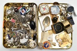 A SMALL TIN OF ASSORTED ITEMS, to include a silver collectable teaspoon, with emblem to the