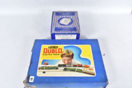 A BOXED HORNBY DUBLO SILVER KING PASSENGER TRAIN SET, No.EDP11, comprising A4 class locomotive '