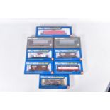 A QUANTITY OF BOXED ASSORTED WALTHERS MAINLINE AND WALTHERS PROTO HO GAUGE U.S AND CANADIAN